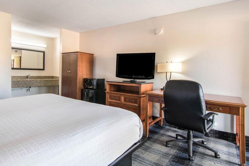 Motel 6 Harrisburg Pa Near Pa Expo Center Kültér fotó