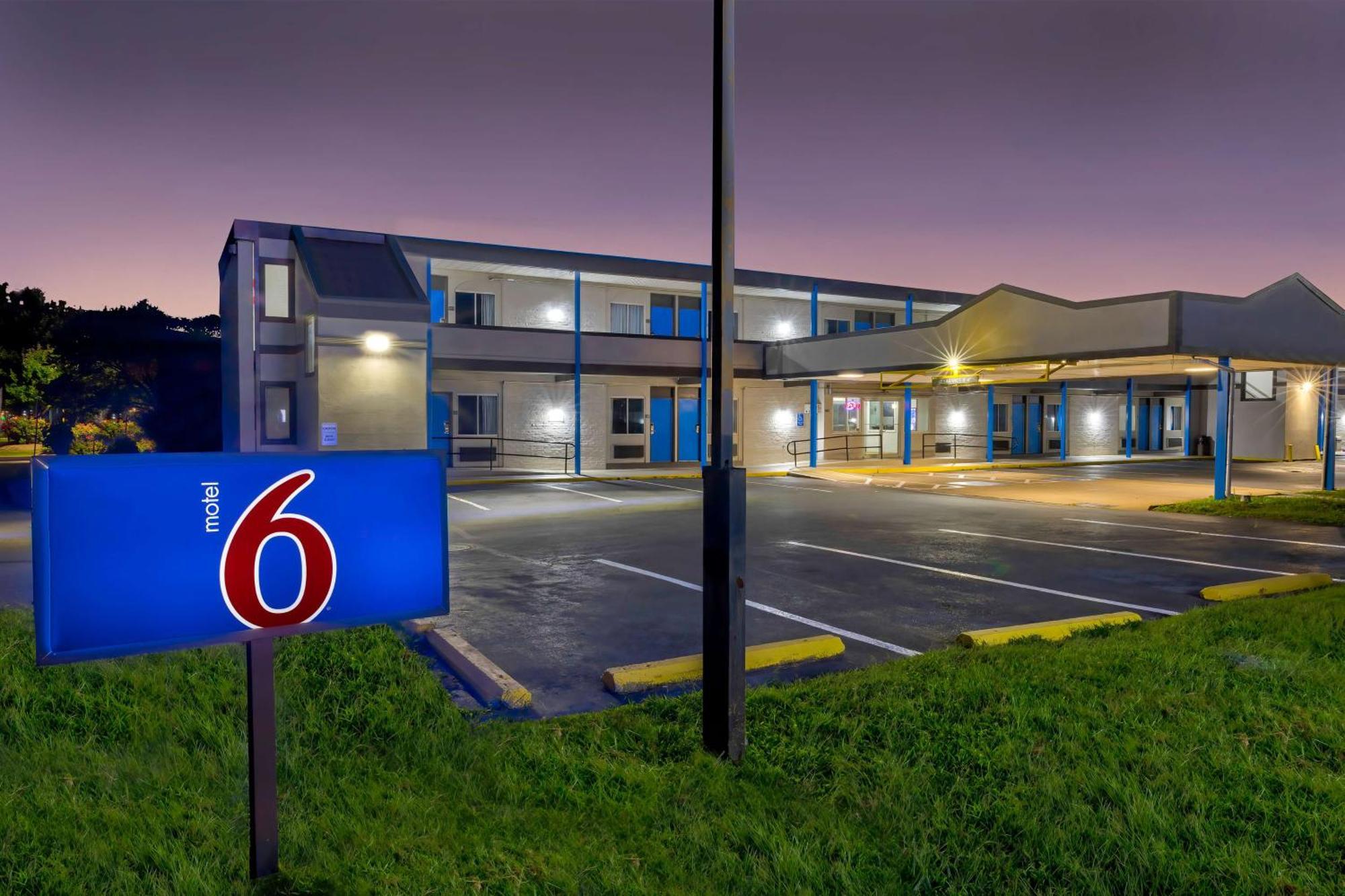 Motel 6 Harrisburg Pa Near Pa Expo Center Kültér fotó